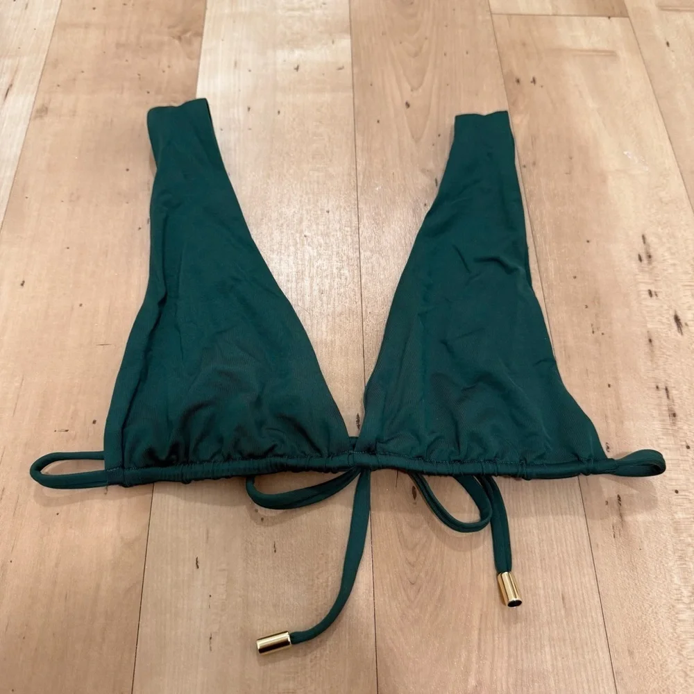 Monday Swimwear Palm Springs bikini top in Jungle green size small